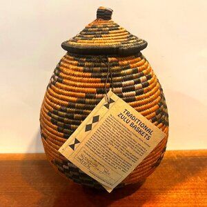 TRADITIONAL LIDDED ZULU UKHAMBA ZIGZAG BEER BASKET 12"